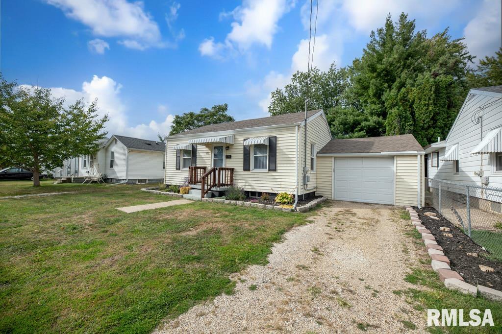 835 East Spruce Street Canton, IL 61520 - Photo 26 of 32