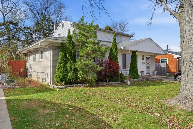 $280,900 | 29249 Everett Street, Southfield, MI 48076