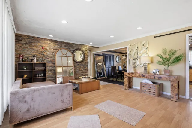 $280,900 | 29249 Everett Street, Southfield, MI 48076