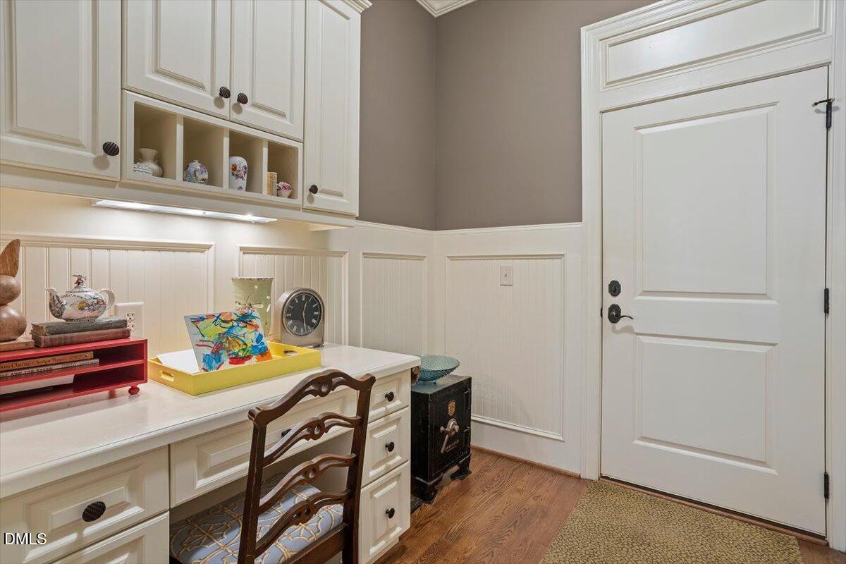 3916 Laurel Manor Court Raleigh, NC 27612 - Photo 15 of 53