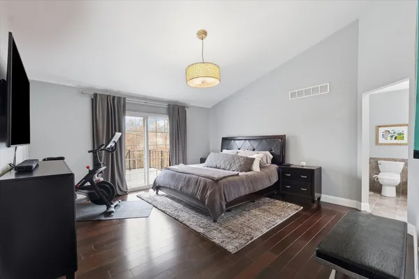 $379,900 | 2405 North Fairfield Drive, Urbana, IL 61802