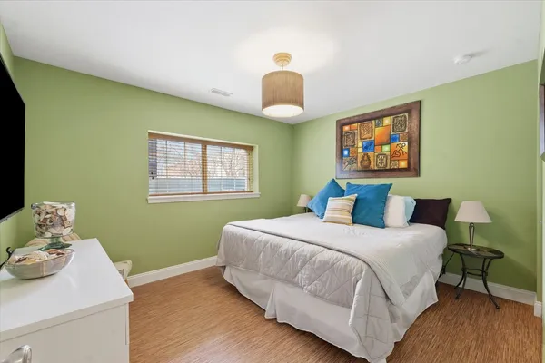 $379,900 | 2405 North Fairfield Drive, Urbana, IL 61802