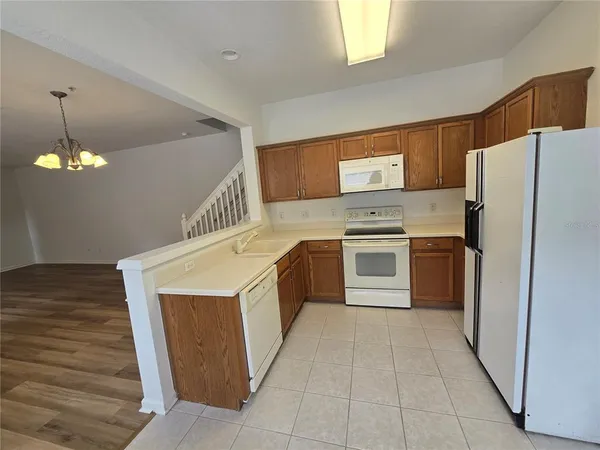 $2,299 | 3542 Shallot Drive, Unit 101, Orlando, FL 32835
