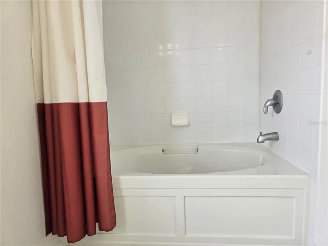 $2,399 | 3542 Shallot Drive, Unit 101, Orlando, FL 32835