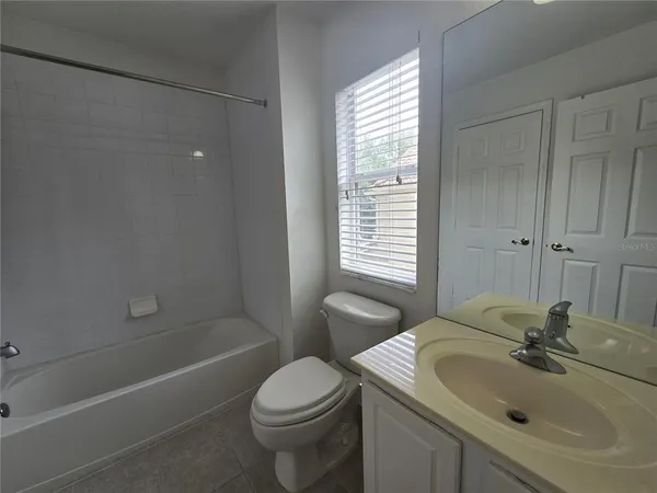 $2,299 | 3542 Shallot Drive, Unit 101, Orlando, FL 32835