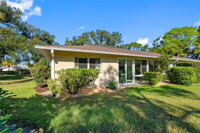 $320,000 | 5244 Marsh Field Road, Unit 6, Sarasota, FL 34235