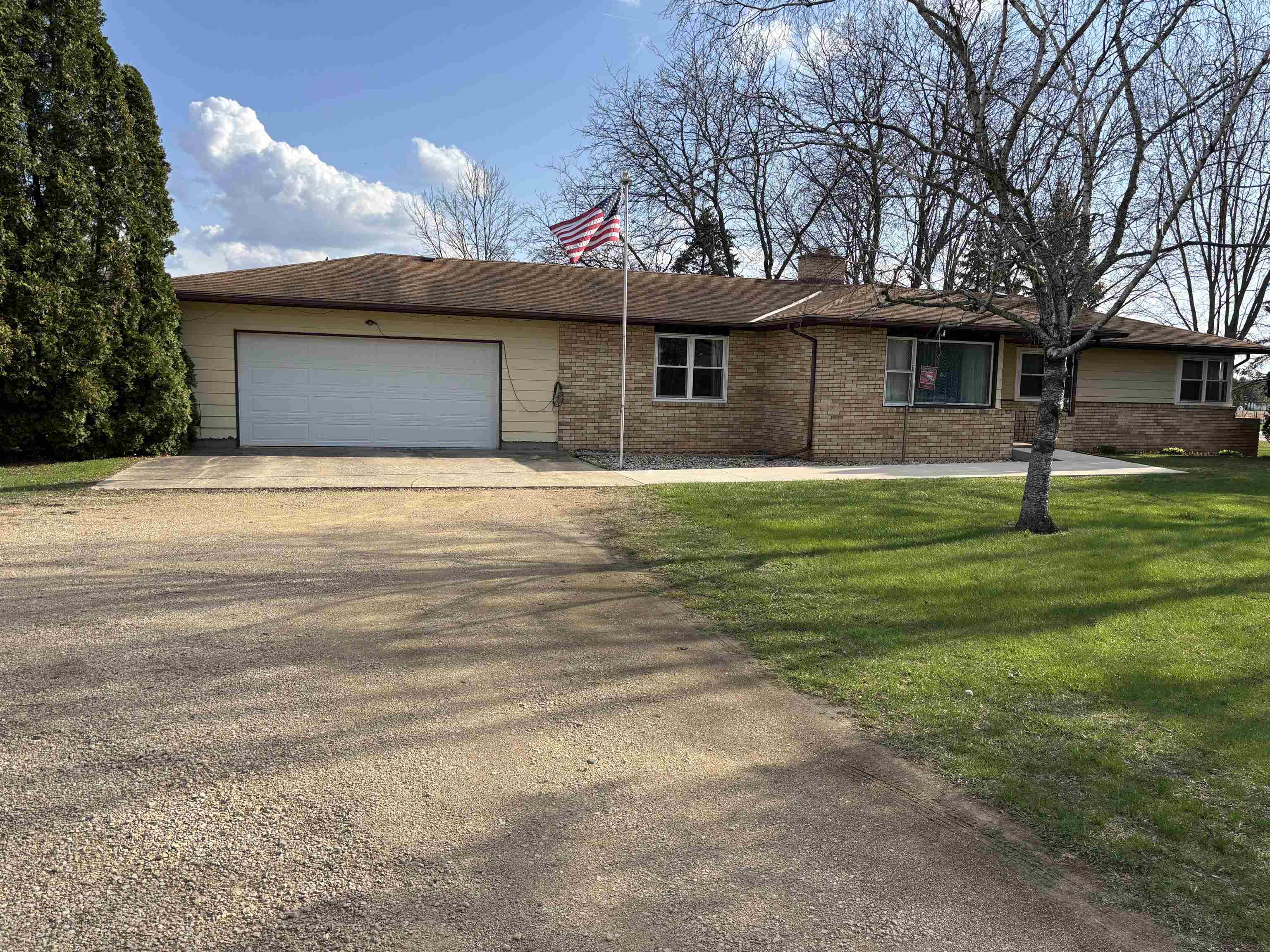 E10979 Highway 60 Trunk