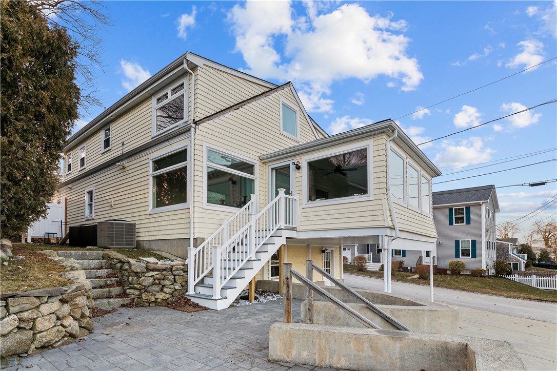 22 Harding Avenue Warren, RI 02885 - Photo 38 of 46 Gallery Image 38