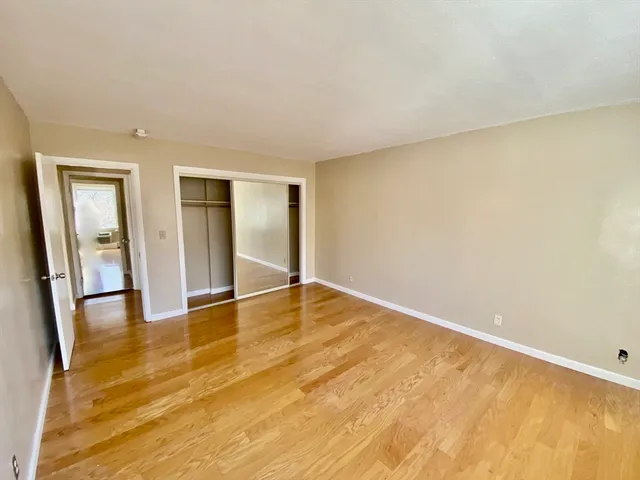 $2,500 | 10 Hammond Pond Parkway, Unit 304, Newton, MA 02467