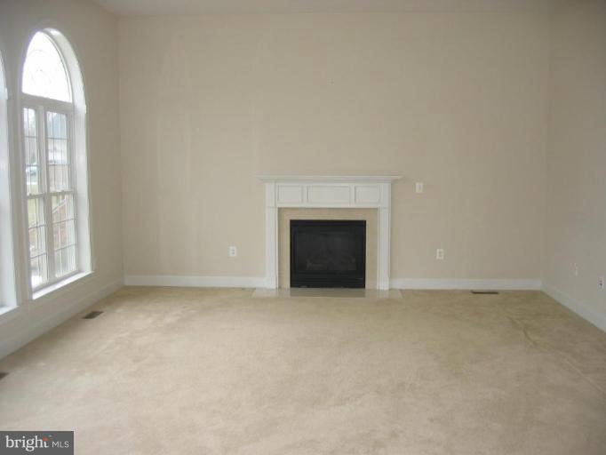 18534 Kerill Road Triangle, VA 22172 - Photo 8 of 13 Family Room #2