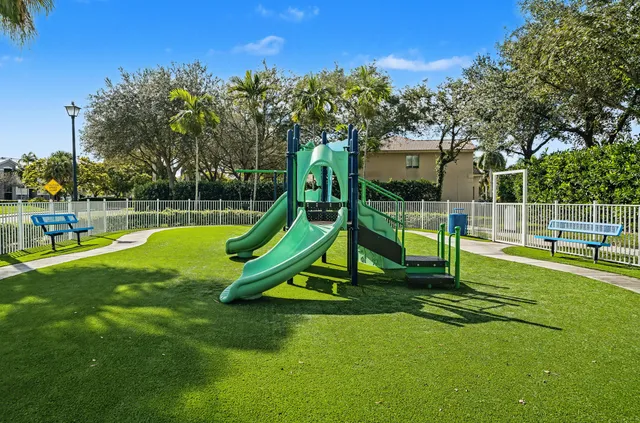 $3,875 | 4015 Banyan Trails Drive, Coconut Creek, FL 33073