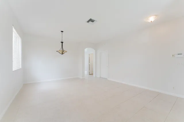 $3,875 | 4015 Banyan Trails Drive, Coconut Creek, FL 33073