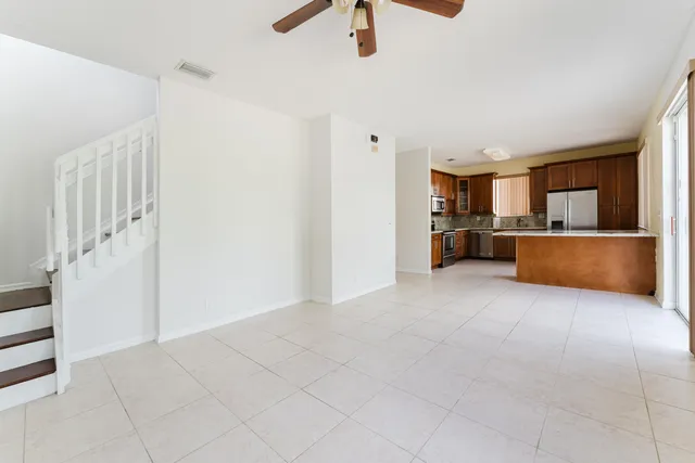 $3,875 | 4015 Banyan Trails Drive, Coconut Creek, FL 33073