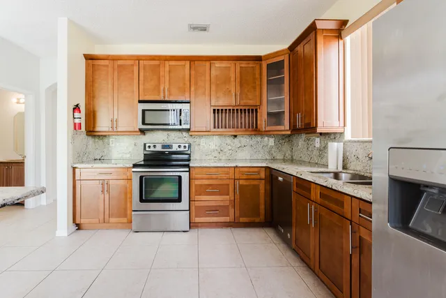 $3,875 | 4015 Banyan Trails Drive, Coconut Creek, FL 33073