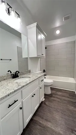 $1,900 | 804 Ransom Way, Greenville, TX 75402