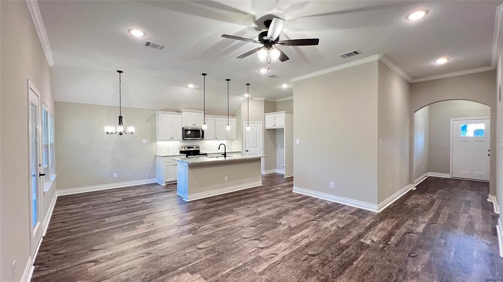 804 Ransom Way Greenville, TX 75402 - Photo 4 of 22