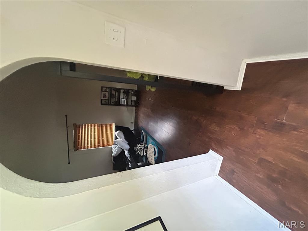 385 Kingston Drive St. Louis, MO 63125 - Photo 13 of 36