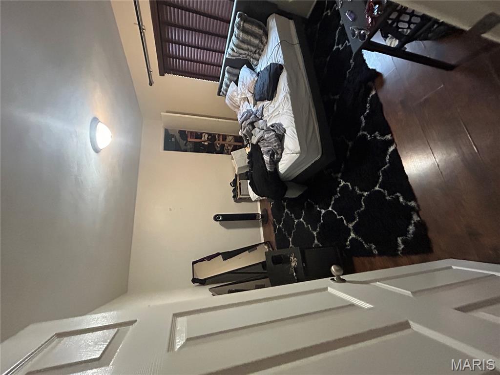 385 Kingston Drive St. Louis, MO 63125 - Photo 21 of 36