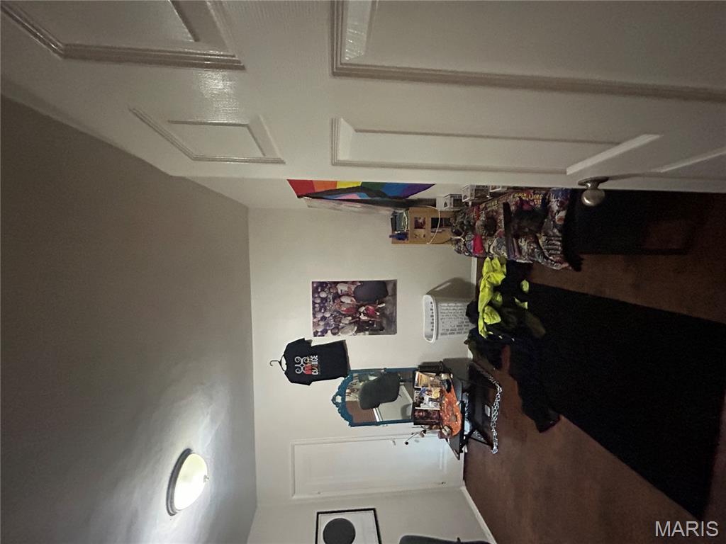 385 Kingston Drive St. Louis, MO 63125 - Photo 23 of 36