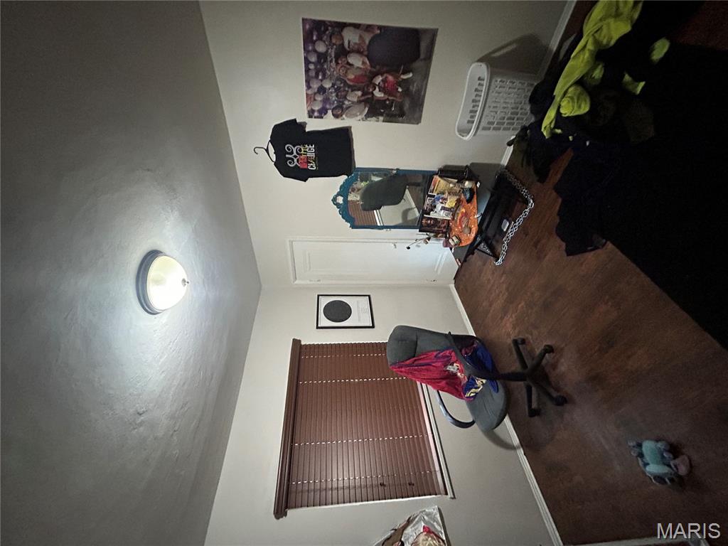 385 Kingston Drive St. Louis, MO 63125 - Photo 24 of 36