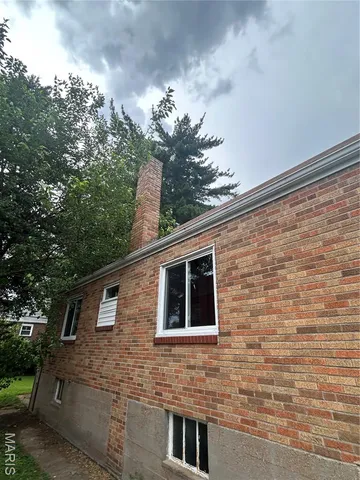 $155,000 | 385 Kingston Drive, St. Louis, MO 63125