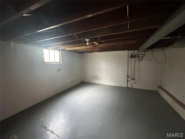 $155,000 | 385 Kingston Drive, St. Louis, MO 63125