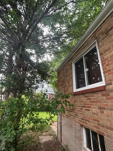 $155,000 | 385 Kingston Drive, St. Louis, MO 63125