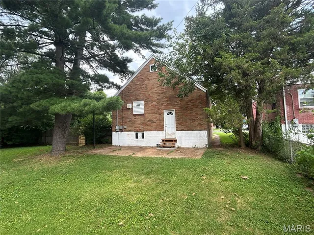 $155,000 | 385 Kingston Drive, St. Louis, MO 63125