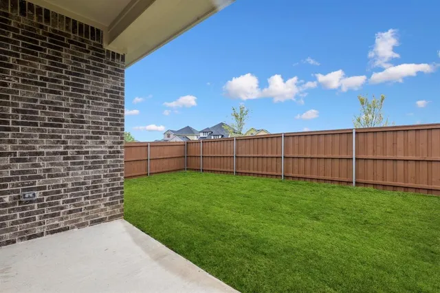 $339,460 | 3960 Avendale Drive, Crandall, TX 75114