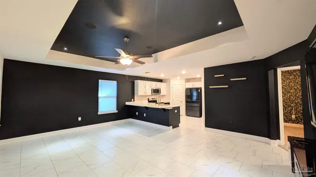 $1,900 | 151 Calvert Oaks Drive, Pensacola, FL 32514