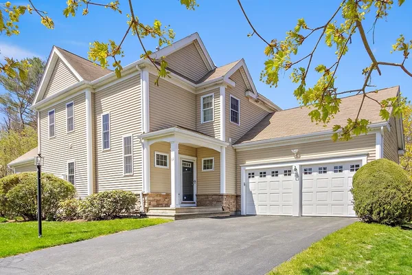 $619,000 | 62 Sunflower Drive, Unit 62, Raynham, MA 02767
