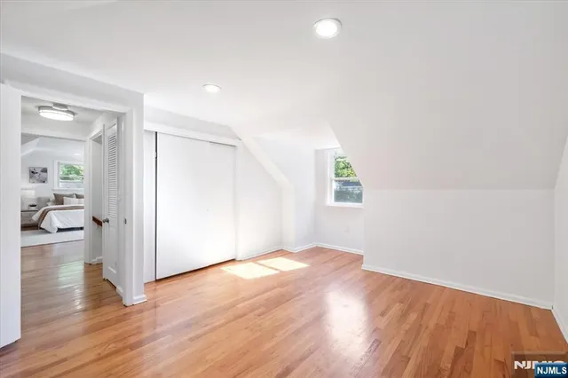 $5,000 | 947 East Glen Avenue, Ridgewood, NJ 07450