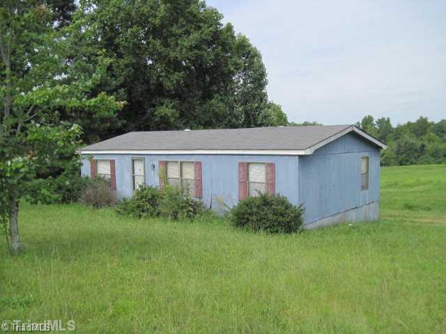295 Dairy Road Reidsville, NC 27320 - Photo 1 of 10 Exterior Front.