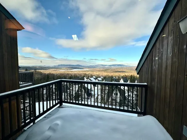 $449,000 | 17-3 South Branch Way, Unit 35, Sandy River Plt, ME 04970