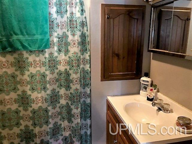 921 South 2nd Street Escanaba, MI 49829 - Photo 14 of 17