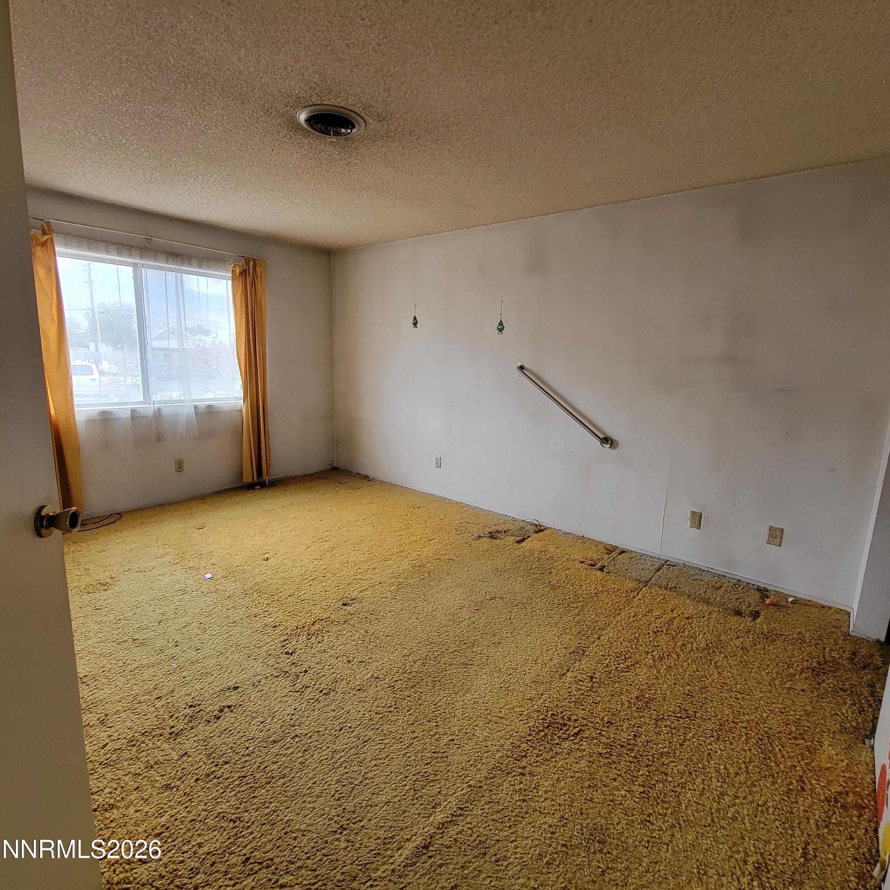 612 F Street Hawthorne, NV 89415 - Photo 12 of 20 612 16