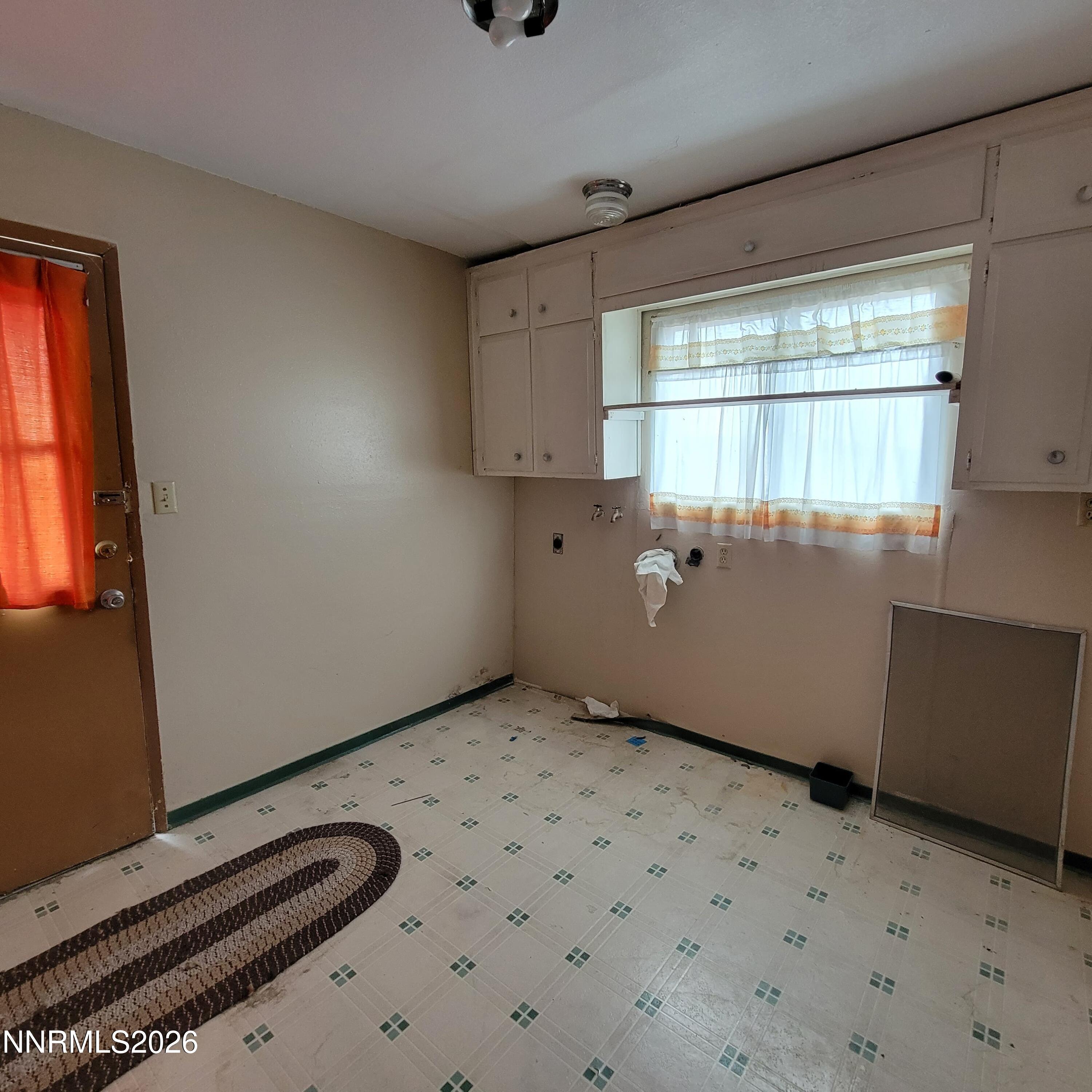 612 F Street Hawthorne, NV 89415 - Photo 10 of 20 612 18