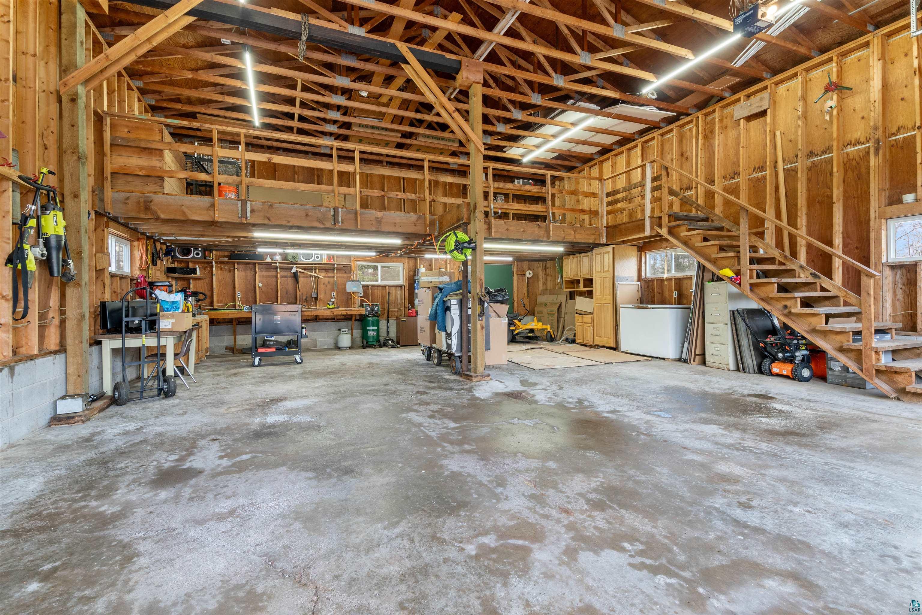 5404 South Clevedon Road Maple, WI 54854 - Photo 28 of 40 Garage
