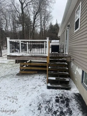 $349,900 | 12 Clover Avenue, East Greenbush, NY 12061