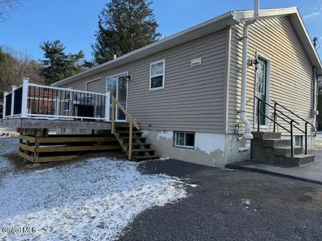 $349,900 | 12 Clover Avenue, East Greenbush, NY 12061