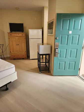 $1,300 | 9861 Perfect Drive, Unit 141, Port St. Lucie, FL 34986