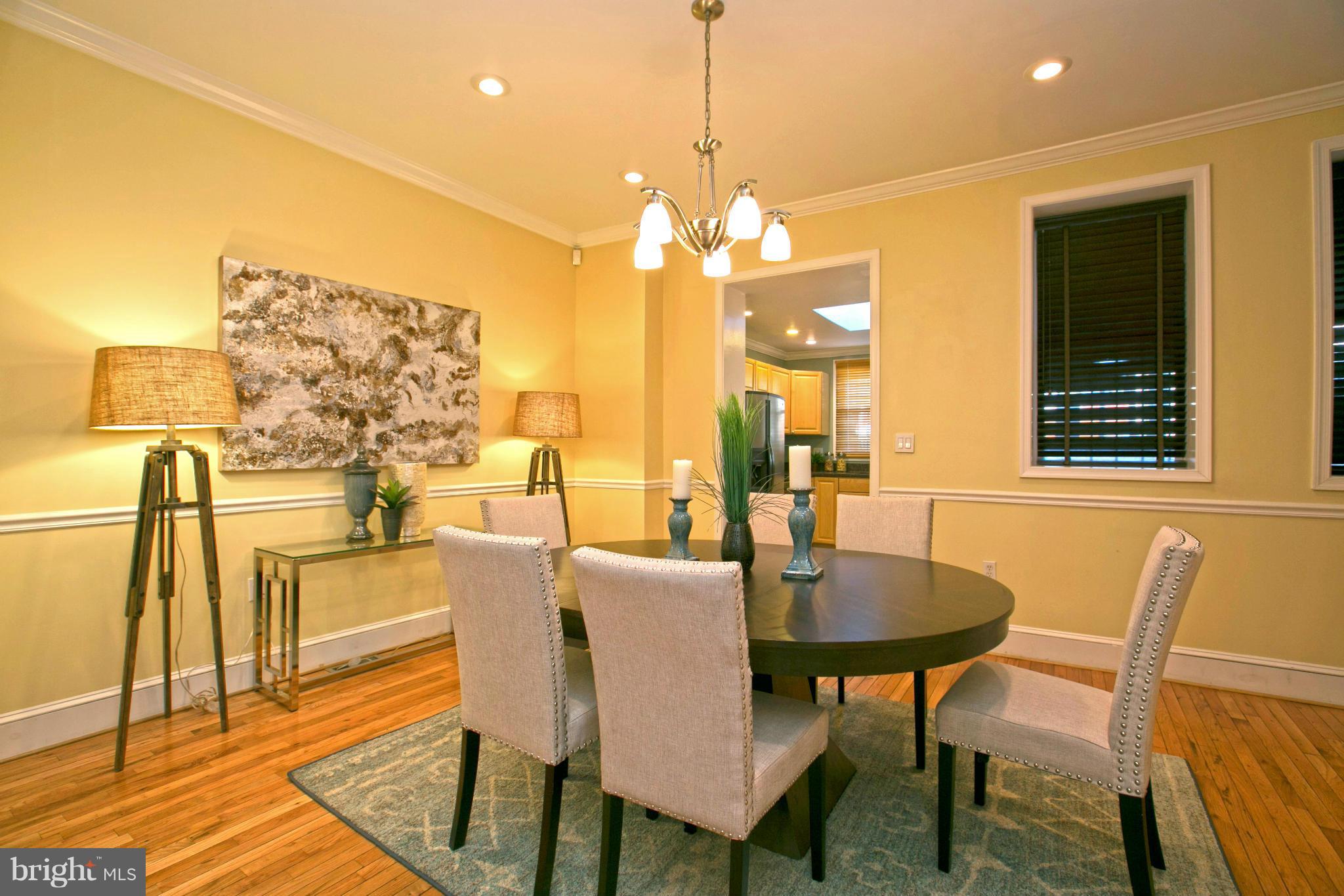 77 R Street Northwest Washington, DC 20001 - Photo 8 of 24 Separate Dining Room