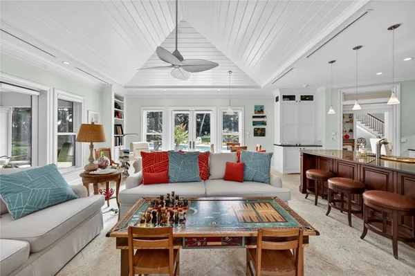 $7,800,000 | 2010 Club Drive, Vero Beach, FL 32963