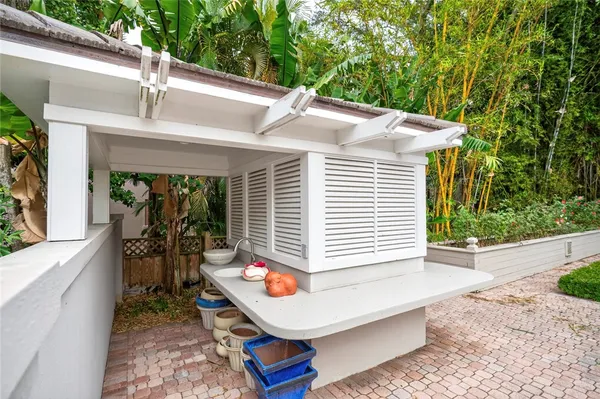 $7,800,000 | 2010 Club Drive, Vero Beach, FL 32963