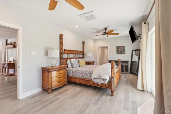 $2,999,999 | 9192 Boyce Road, Winters, CA 95694