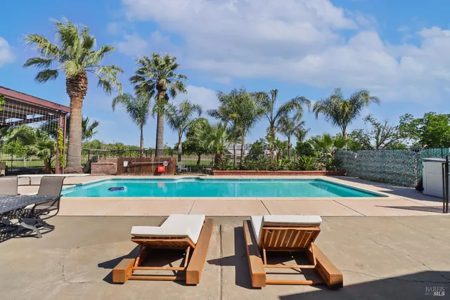 $2,999,999 | 9192 Boyce Road, Winters, CA 95694