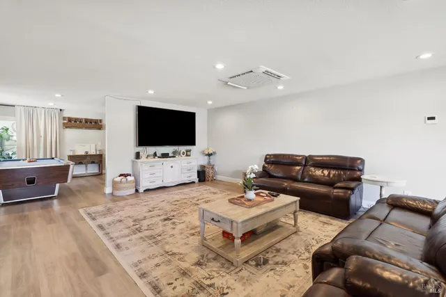 $2,999,999 | 9192 Boyce Road, Winters, CA 95694