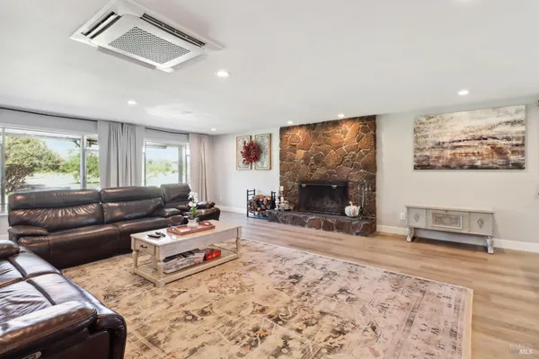 $2,999,999 | 9192 Boyce Road, Winters, CA 95694