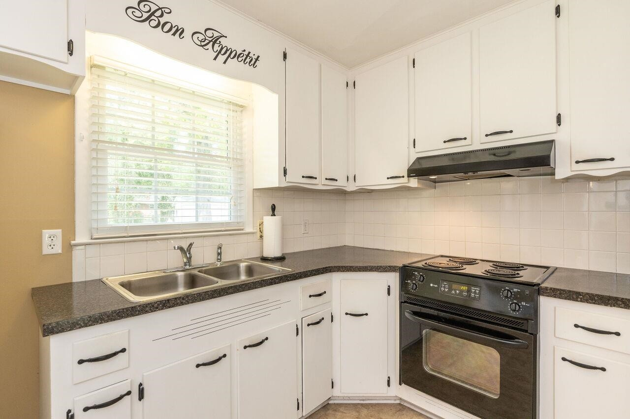 508 Winterlochen Road Raleigh, NC 27603 - Photo 14 of 31 Photo 14
