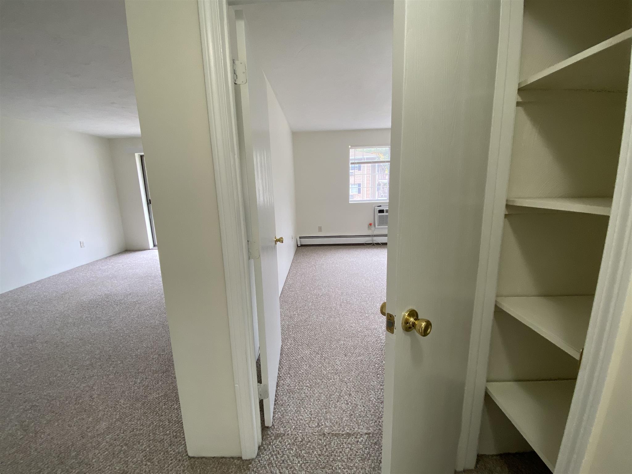 377 Huse Road, Unit 37 Manchester, NH 03103 - Photo 20 of 37